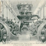 Une source d'inspiration : vue du chemin de fer métropolitain, usine du Quai de la Rapée pour la production d'énergie électrique : les Dynamos (carte postale oblitérée en 1906)