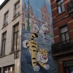 Fresque murale dans la rue d'Ophem à Bruxelles