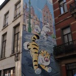 Fresque murale dans la rue d'Ophem à Bruxelles