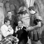 Avec Lino Ventura, Jean Yanne et Goscinny sur le tournage de « Deux Romains en Gaule ». Source INA.