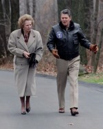 Margaret Thatcher et Ronald Reagan en 1986, à Camp David.
